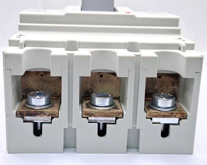 întreruptor de circuit EATON BZMB2-A200