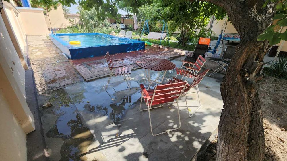 Urtasaroyda suvni buyida Dacha sotiladi!