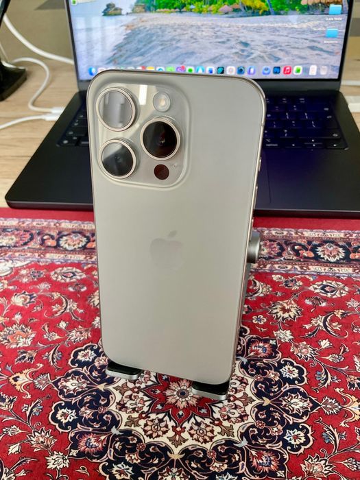 iPhone 15 Pro 128 GB – Natural Titanium