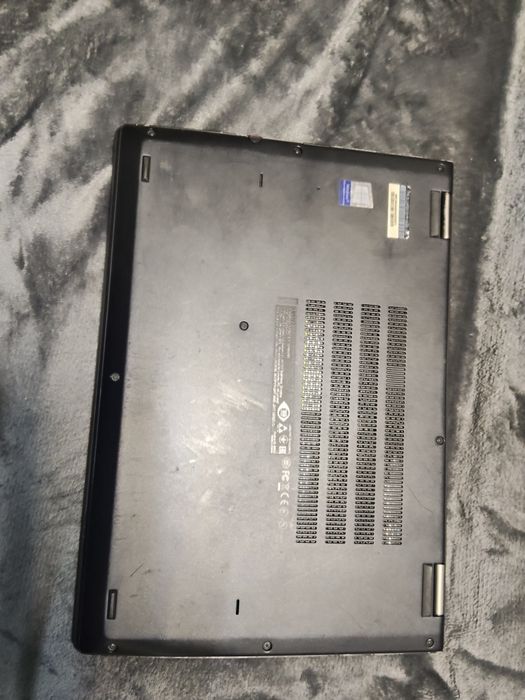 Laptop Lenovo Yoga X380 i5-8350u,8gb RAM ,ssd 256 GB display 13.3 fhd ips touch