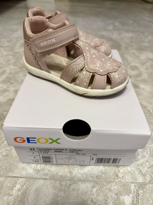 Sandalute fetite Geox