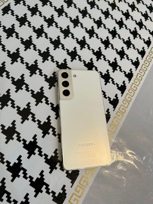 Самсунг с22 128/8