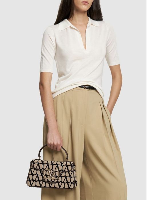 VALENTINO GARAVANI Оригинална Чанта, купена 4620лв, продава се 2069лв