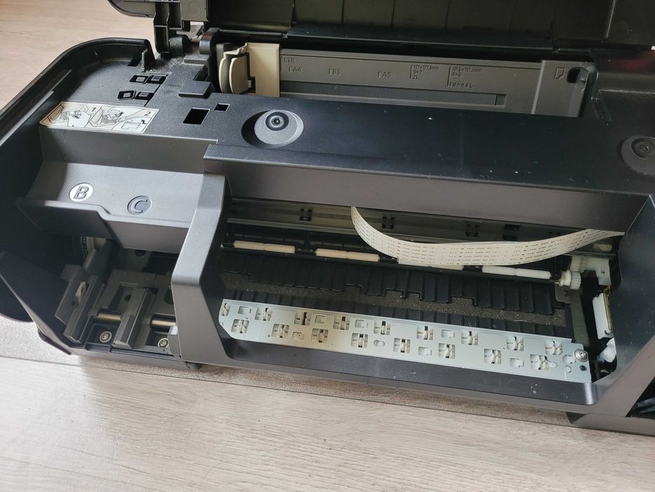 Мастиленоструен принтер canon pixma ip1800