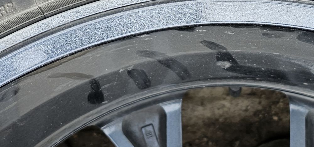 19" Оригинален комплект джанти + зимни гуми (4 бр.)за RENAULT KOLEOS 2