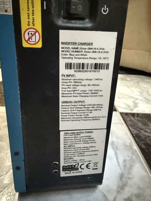 Invertor hibrid EASUN 6.2 kW (ISolar-SMH-III-6.2KW) - folosit 10 luni