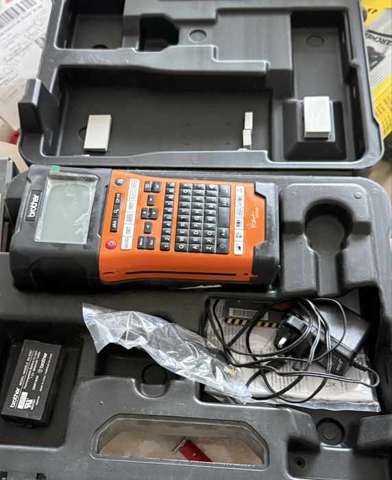 Imprimanta pentru cabluri brother