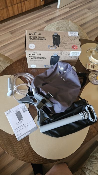 Къмпинг соларен душ Rocktrail 12L – нов