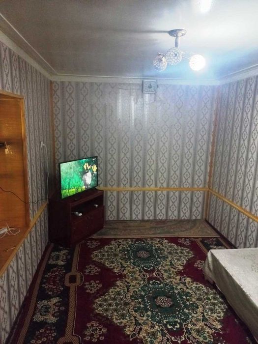 Тошкент вилояти, Бўстонлиқ тумани Узун МФЙ ҳудудида уй жой сотилади