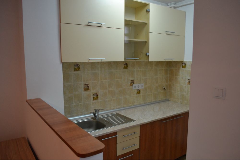 Inchiriez garsoniera strada Brasovului