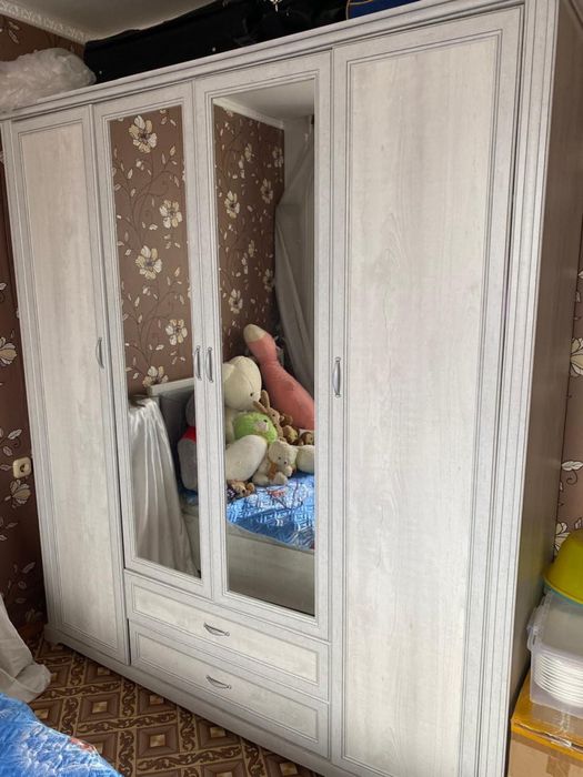 Спальный гарнитур новый