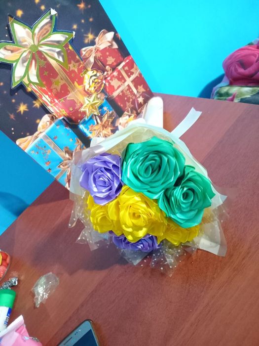 Розы из Атласных лент