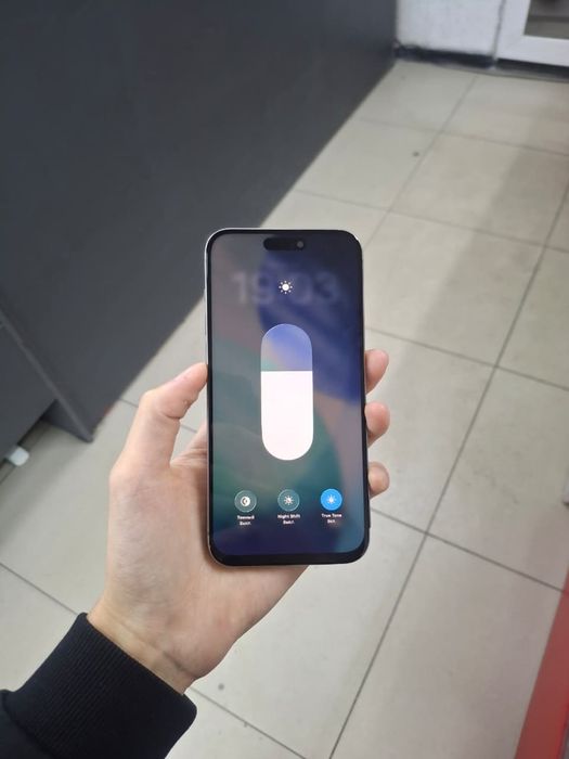 Продам Айфон 15 Pro Max 256gb