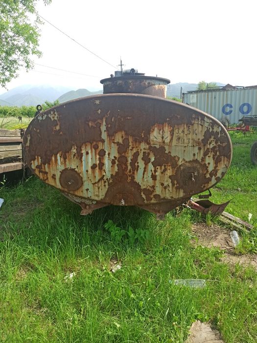 Продам бочку 7 кубов