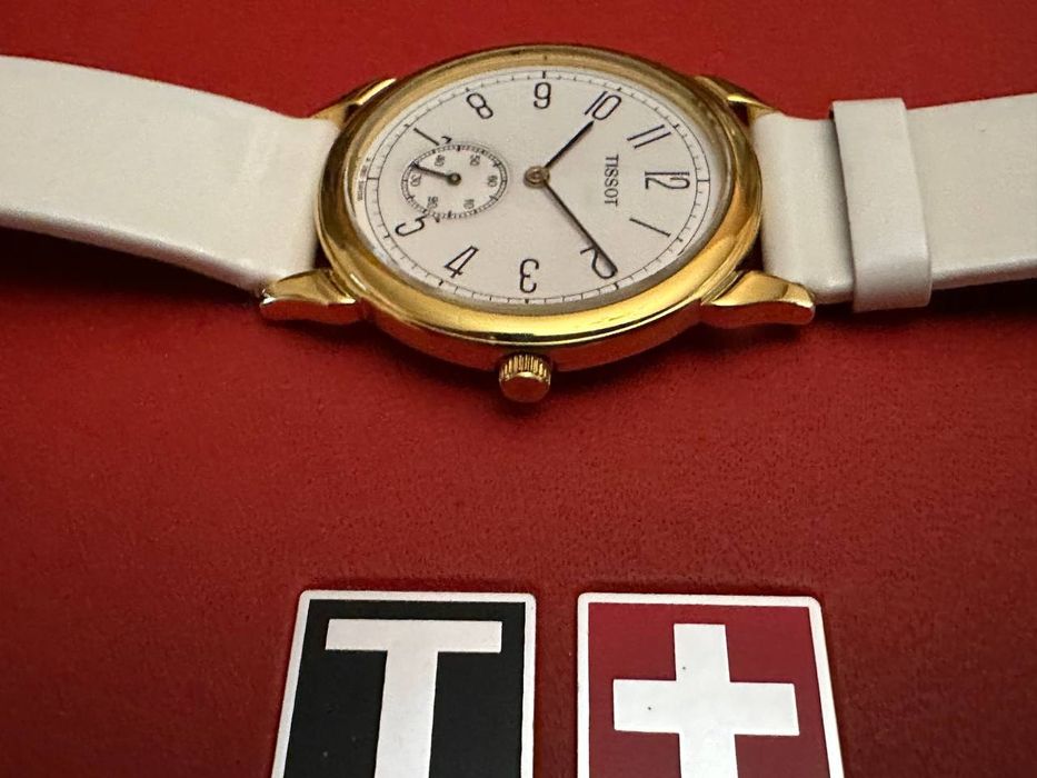 Наручные женские часы Tissot