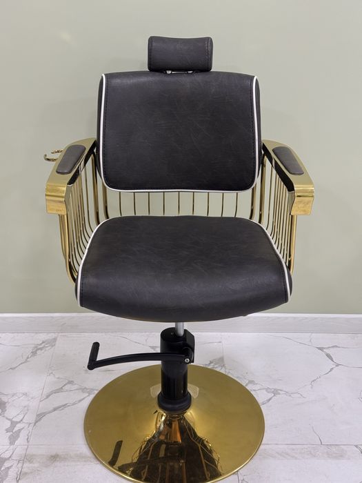 Kreslo barbershop.