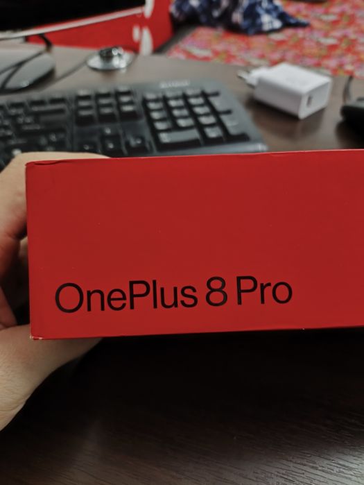 Продается OnePlus 8 pro
