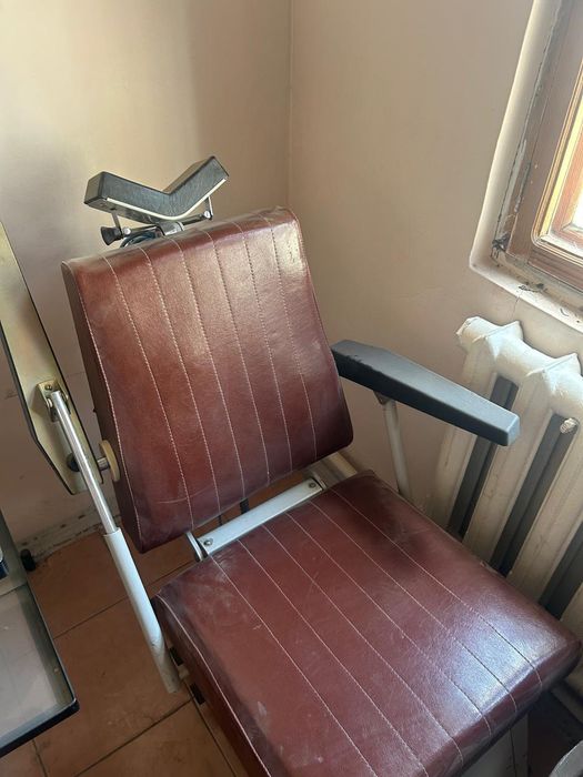 Продам стоматологическое кресло