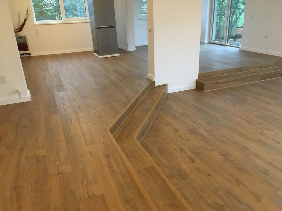 Montaj Parchet stratificat lipit/spc heringbone/chevron/ lamint/plinta