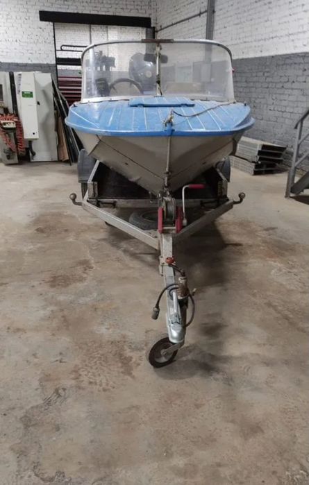 Продаётся Лодка казанка 5м4 с мотором Yamaha 60