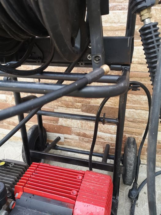 Машина за Отпушване на Канали 220V 150bar Бутална Помпа Керамика