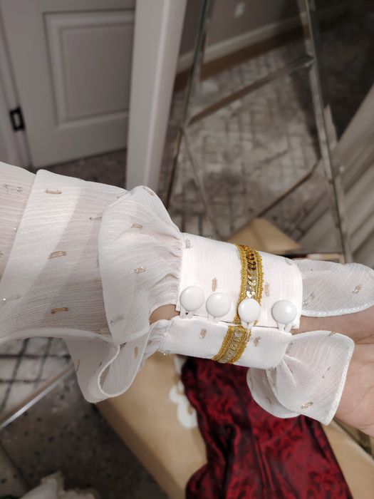 Қазақша кәжекей мен көйлек сатылады