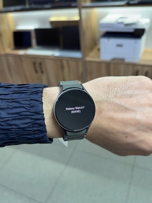 Часы Galaxy Watch 7