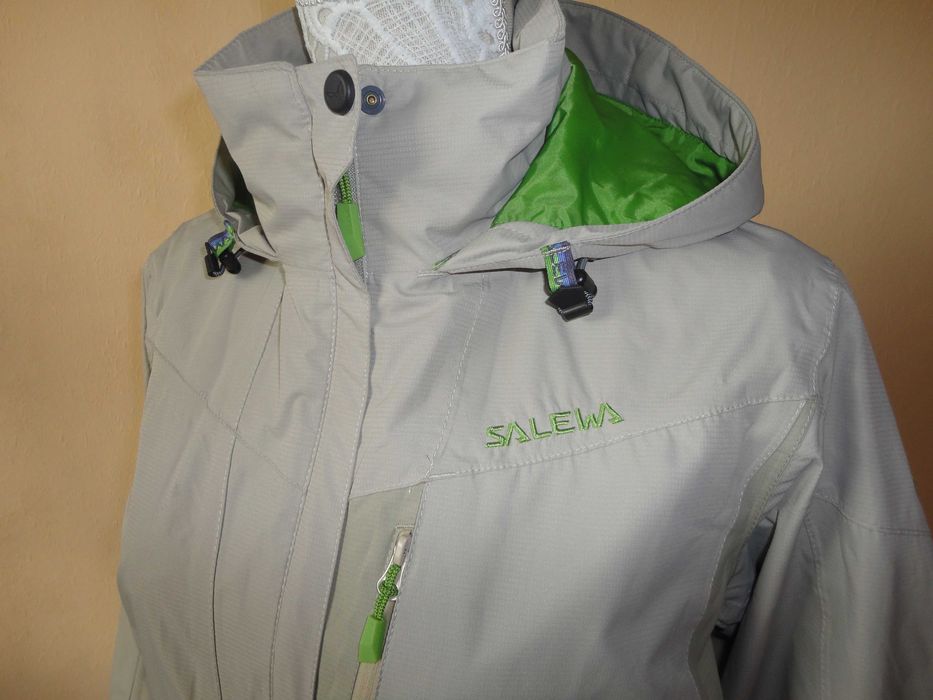 Salewa/S/оригинално дамско яке