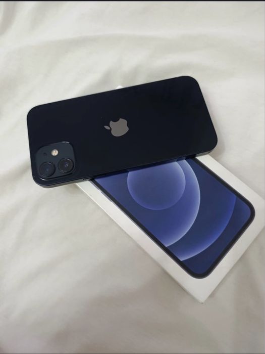 Айфон 12 64gb  В идеалный состояний
