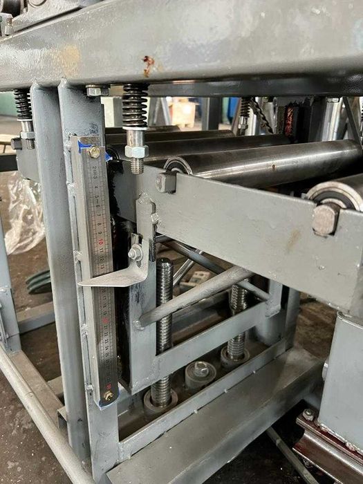 Abricht/ Masina de rindeluit