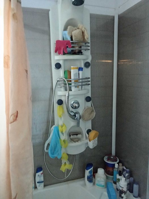 Cabină de duș cu cădiță