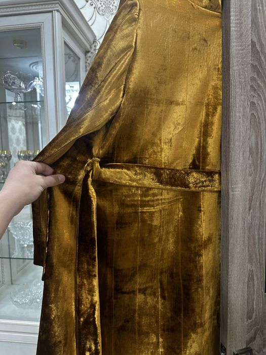 Тігілген Тренч новый