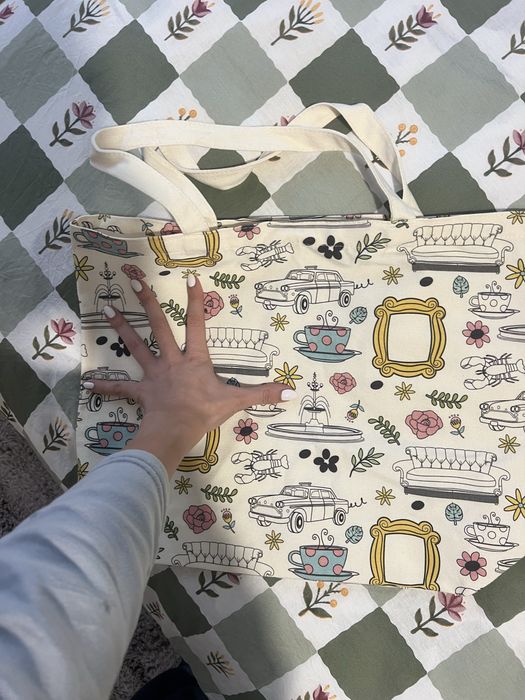 Плътна еко торба и дрешка за книга на Friends