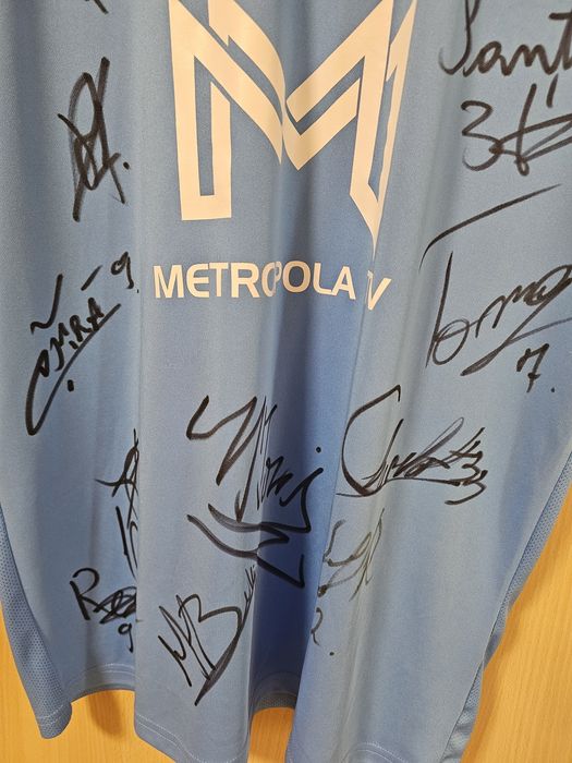 Tricou superliga FC Voluntari Vadim Rata cu semnături