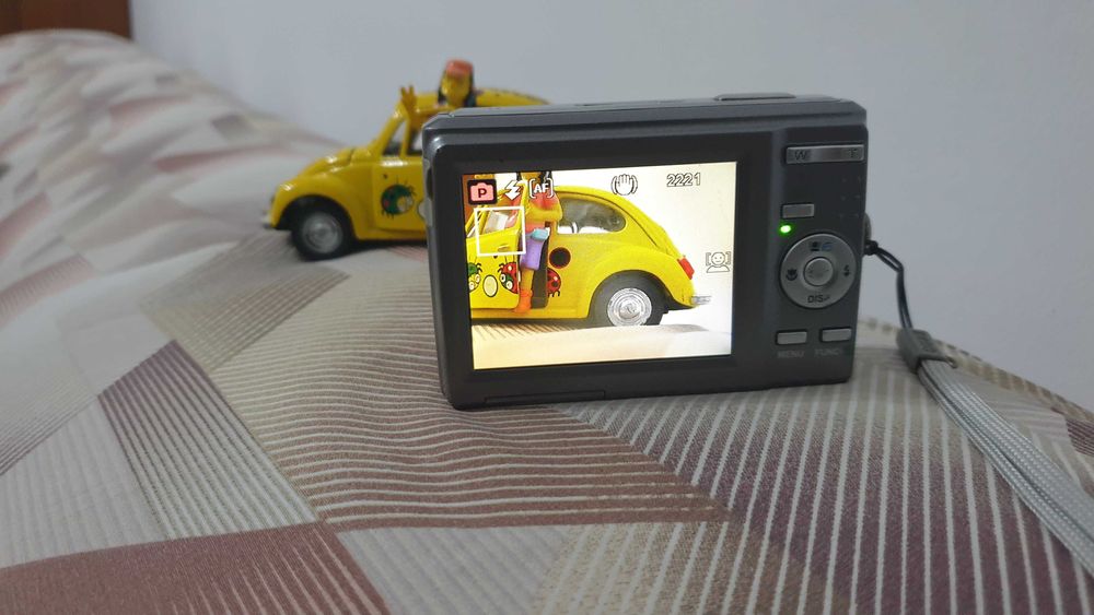 фотоапарат BenQ DC C1035 - 10.2 МРх