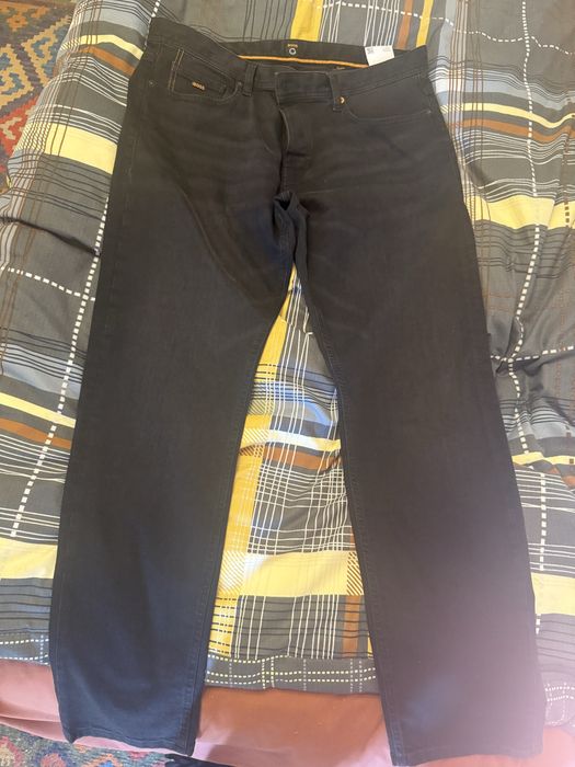 Blugi/pantaloni originali Hugo Boss, moderni, nepurtati, masura 38/32