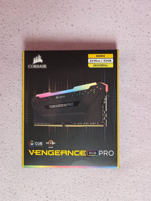 Memorie RAM Corsair Vergeance PRO rgb 32GB DDR4(2X16GB),3600mhz