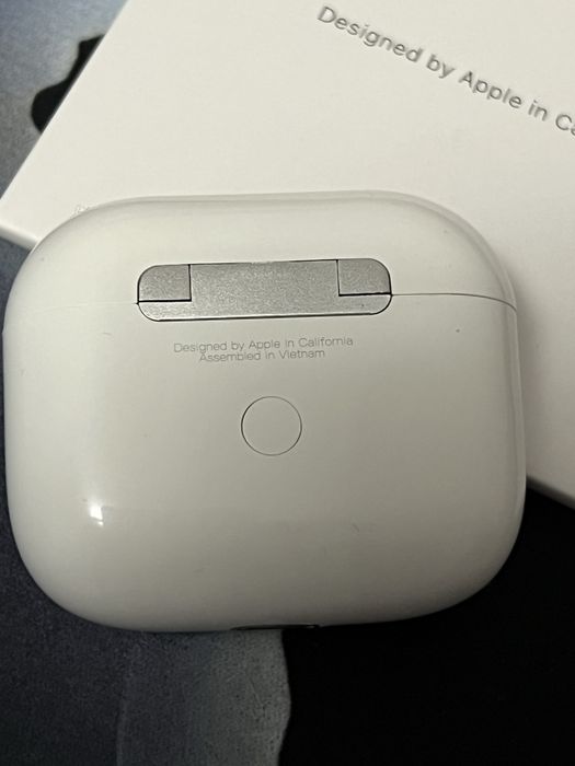 Срочно продам AirPods 3