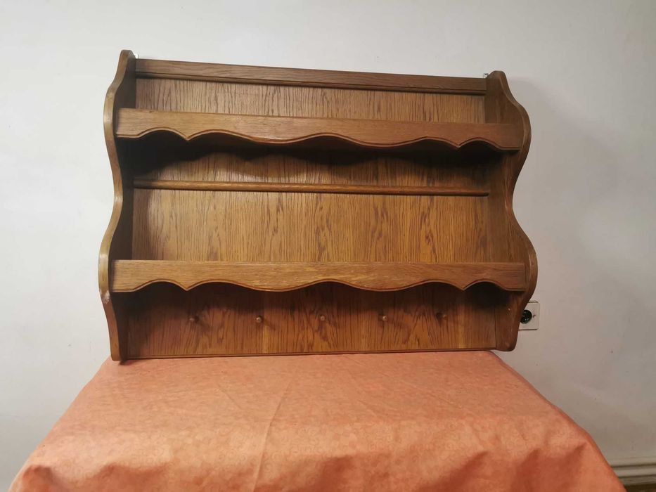 Polita de bucatarie din lemn