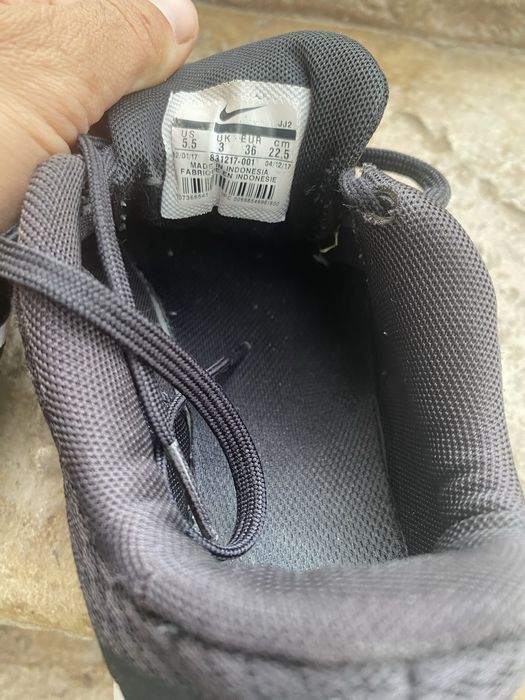 Дамски маратонки Nike