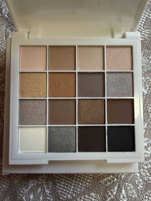 Палитра сенки за очи S:kon + подарък четка