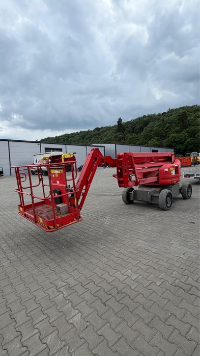 Vand nacela cu brat hibrid diesel/electrica