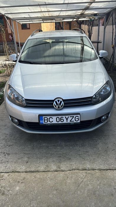 Vând Volkswagen Golf