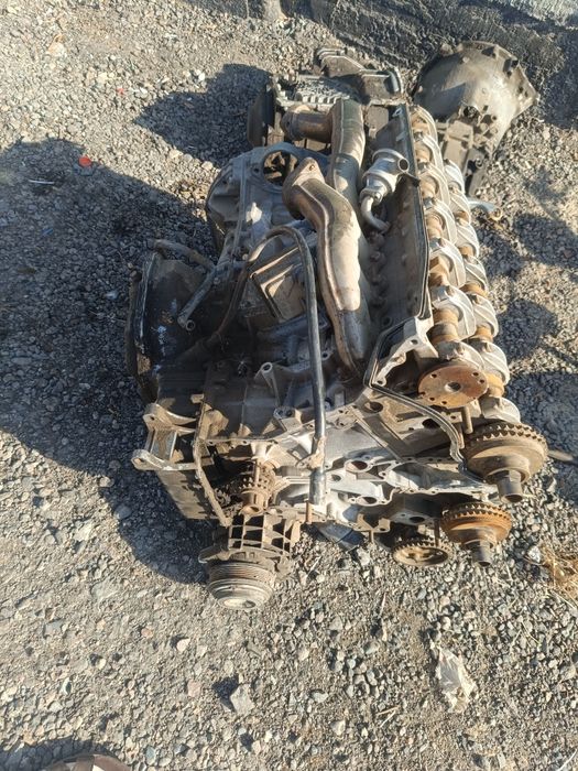 Двигатель на запчасти M120 объем 6л