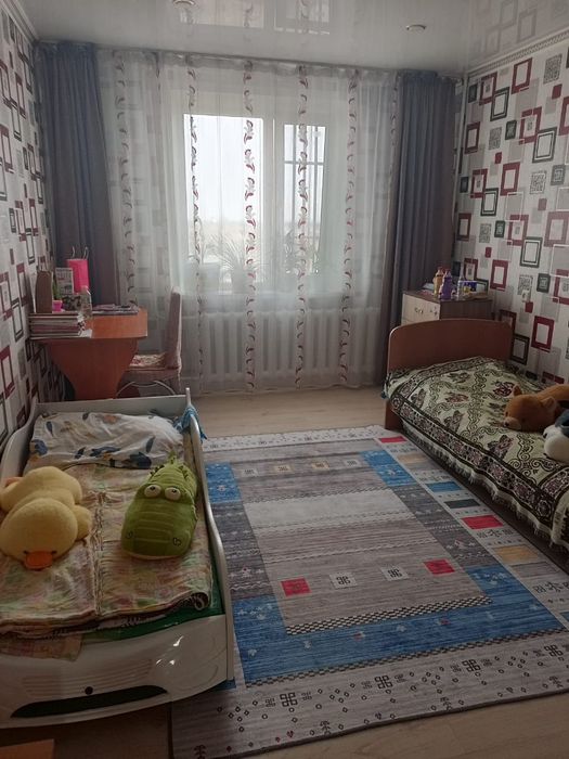 Продам 4-х комнатную квартиру