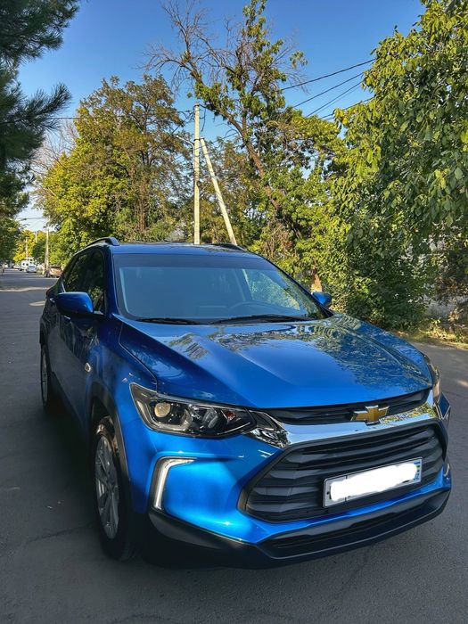 Tracker 2 LTZ 22 000 пробег в отличном состоянии.