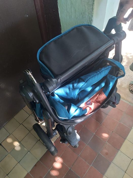 Продается Детская коляска