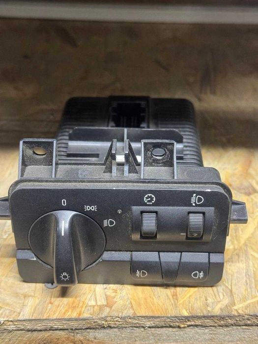 Блок лкм  на БМВ Е46 дорест