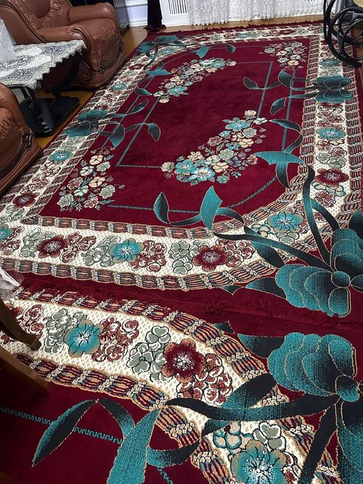 Ковры,зановески,тюль