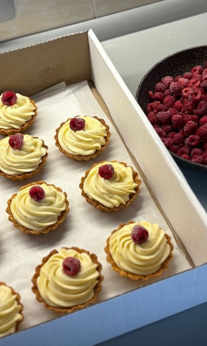 Mazali shirinliklar buyurtma qabul qilinadi